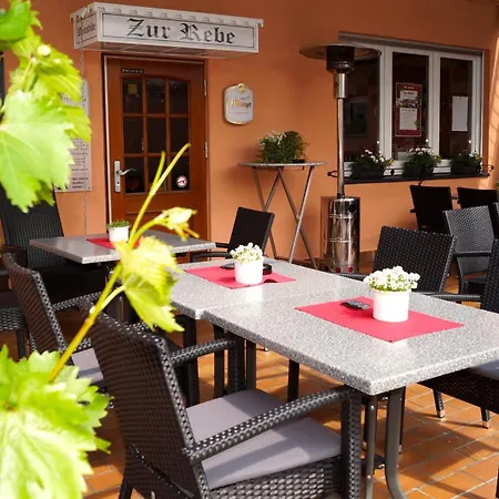 Zur Rebe * Mehring (Rhineland-Palatinate)